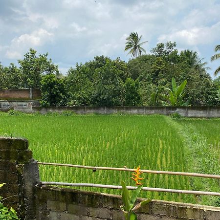 Kembang Kuning Cottages เตเตบาตู ภายนอก รูปภาพ