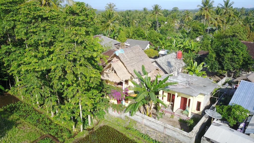 Kembang Kuning Cottages เตเตบาตู ภายนอก รูปภาพ